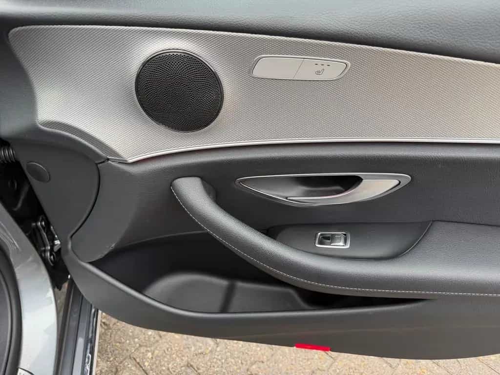 Mercedes-Benz E-Class 200 AVATNGARDE+LED SCHEINWERFER+R-KAMERA+ 06/2016-photo-20