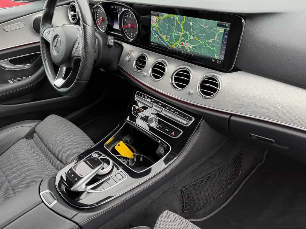 Mercedes-Benz E-Class 200 AVATNGARDE+LED SCHEINWERFER+R-KAMERA+ 06/2016-photo-22