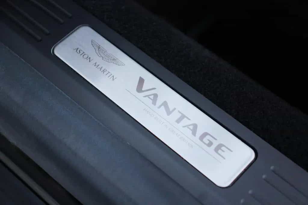 Aston Martin V8 Vantage *LED*360°*Keyless*Memory*SHZ*DAB 03/2023-photo-21