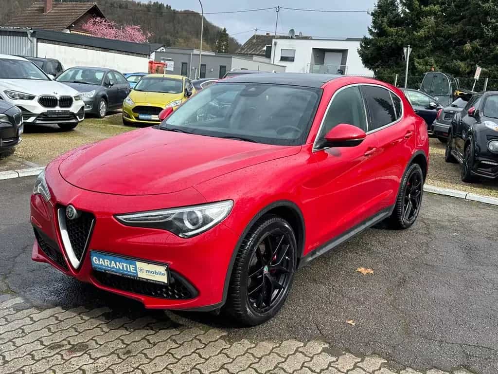 Alfa Romeo Stelvio Q4 *Panorama+LED+Automatik+Leder+Navi* 10/2017-photo-2