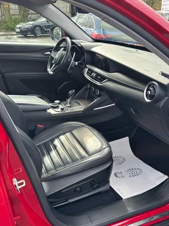 Alfa Romeo Stelvio Q4 *Panorama+LED+Automatik+Leder+Navi* 10/2017-photo-20