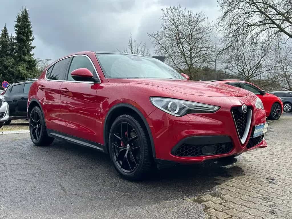 Alfa Romeo Stelvio Q4 *Panorama+LED+Automatik+Leder+Navi* 10/2017-photo-4