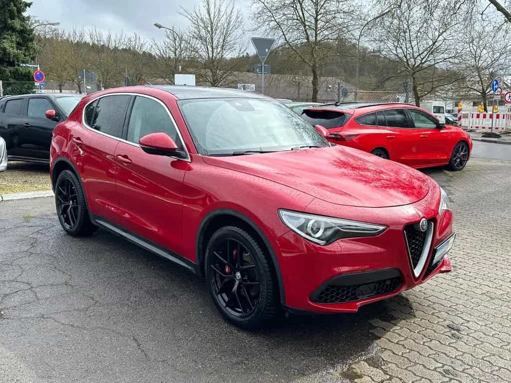 Alfa Romeo Stelvio Q4 *Panorama+LED+Automatik+Leder+Navi* 10/2017-photo-5