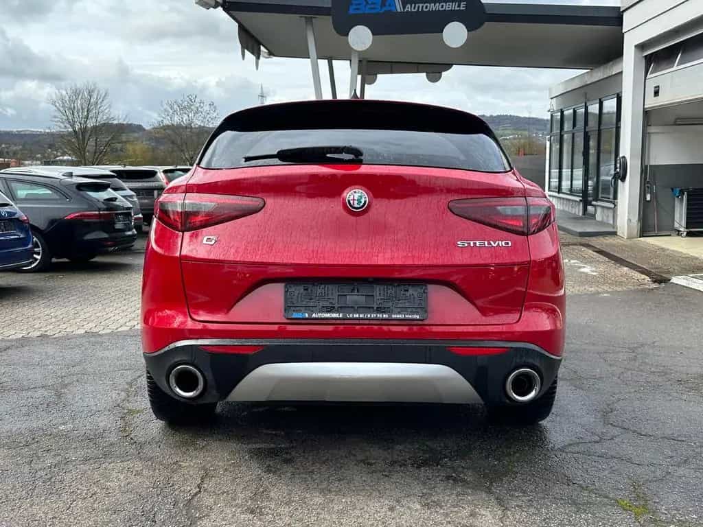 Alfa Romeo Stelvio Q4 *Panorama+LED+Automatik+Leder+Navi* 10/2017-photo-9