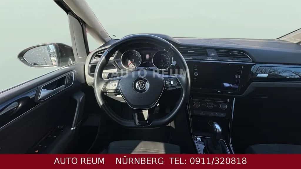 Volkswagen Touran Highline Automatik LED Navi Kamera Tempom 11/2019-photo-13