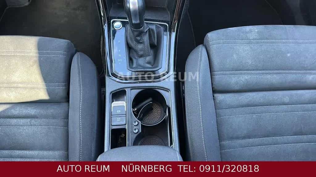 Volkswagen Touran Highline Automatik LED Navi Kamera Tempom 11/2019-photo-15