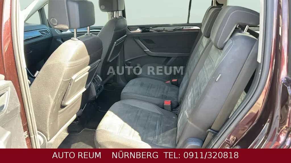 Volkswagen Touran Highline Automatik LED Navi Kamera Tempom 11/2019-photo-17