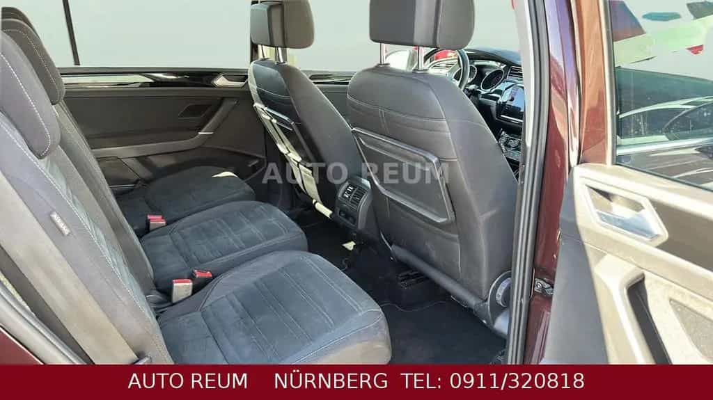 Volkswagen Touran Highline Automatik LED Navi Kamera Tempom 11/2019-photo-18