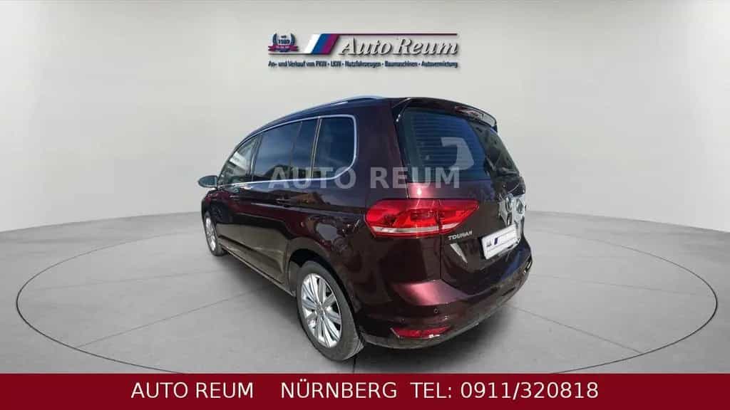 Volkswagen Touran Highline Automatik LED Navi Kamera Tempom 11/2019-photo-4
