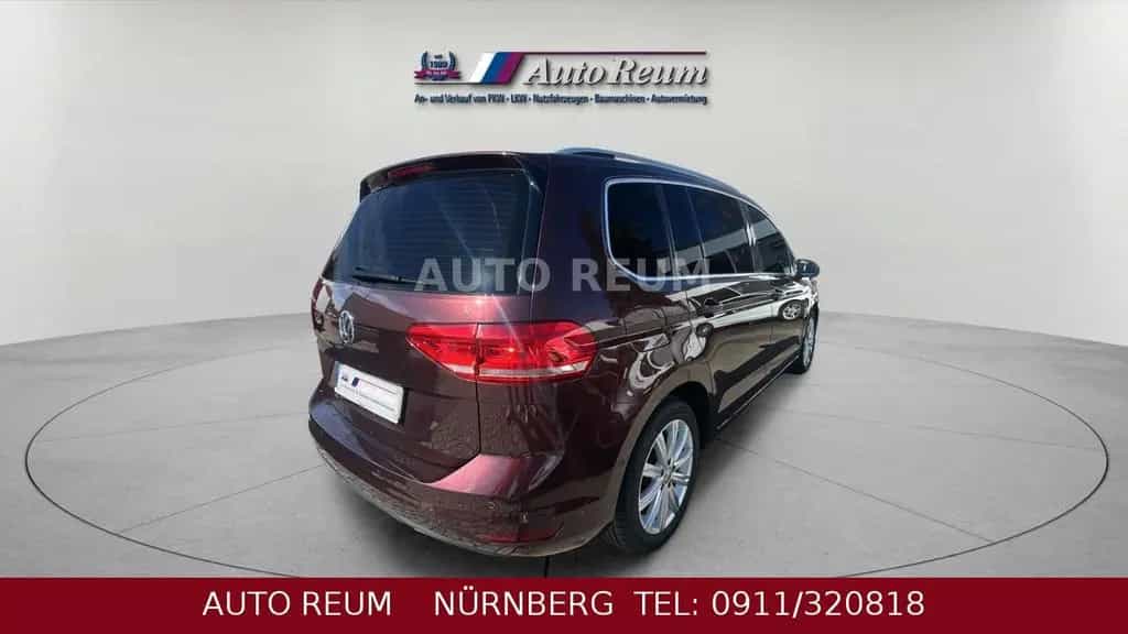 Volkswagen Touran Highline Automatik LED Navi Kamera Tempom 11/2019-photo-6