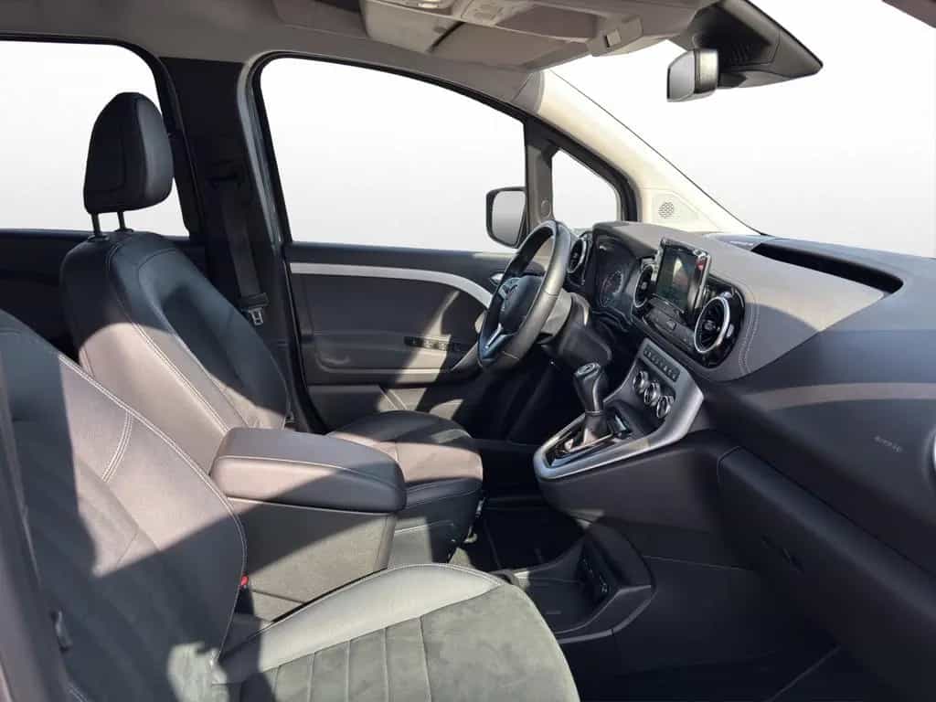 Mercedes-Benz T-Class T 180 d PROGRESSIVE Standard AUT DynLicht Kam. 01/2023-photo-14
