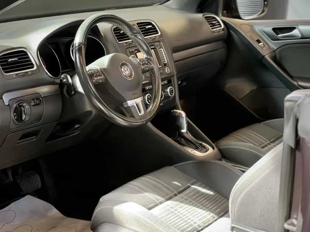 Volkswagen Golf VI Cabriolet Lounge #Bi-Xenon #Navi #Sport 04/2015-photo-19