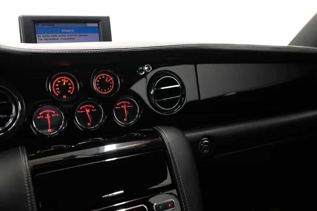Bentley Brooklands /LIMITIERT 550 ST/SCHECKHEFT 05/2010-photo-12