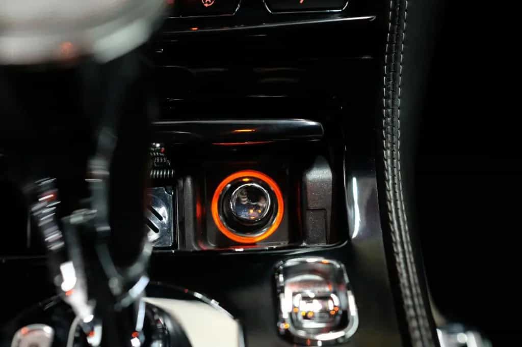 Bentley Brooklands /LIMITIERT 550 ST/SCHECKHEFT 05/2010-photo-23