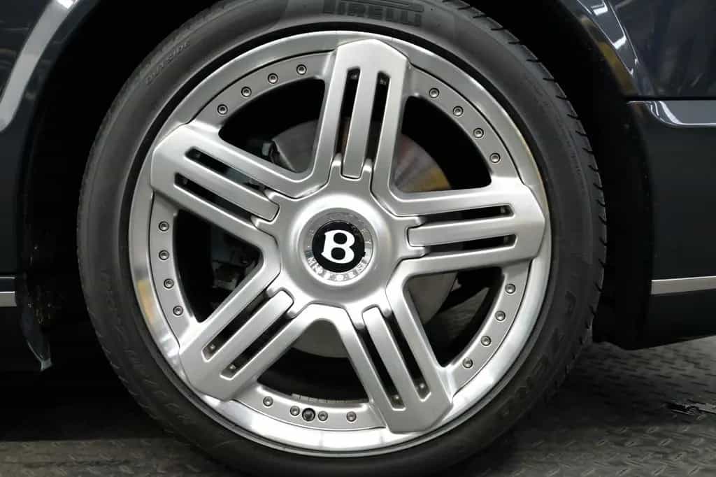 Bentley Brooklands /LIMITIERT 550 ST/SCHECKHEFT 05/2010-photo-7