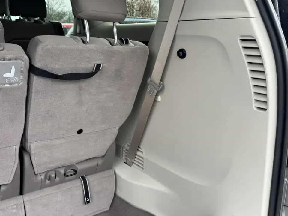 Chrysler Pacifica 3.6 LX Kamera PDC unfallfrei erste Hand 07/2018-photo-15
