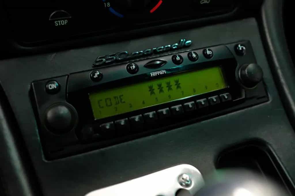 Ferrari 550 Maranello/DT.AUSLIEF/WENIG KM/CLASSIC 2 04/1999-photo-18