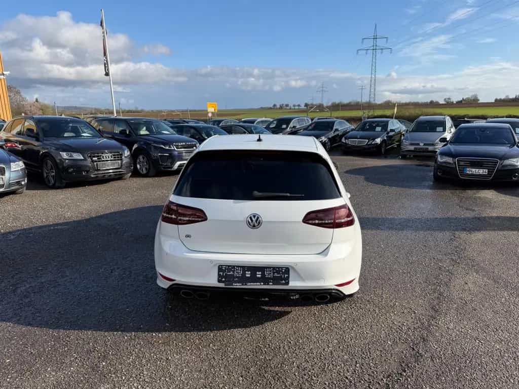 Volkswagen Golf VII Lim R 4Motion DSG LED Navi Kamera Leder 01/2017-photo-13