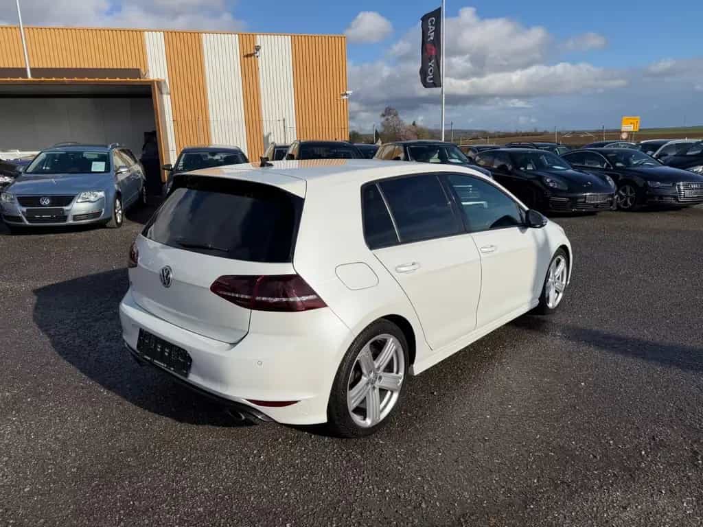 Volkswagen Golf VII Lim R 4Motion DSG LED Navi Kamera Leder 01/2017-photo-14