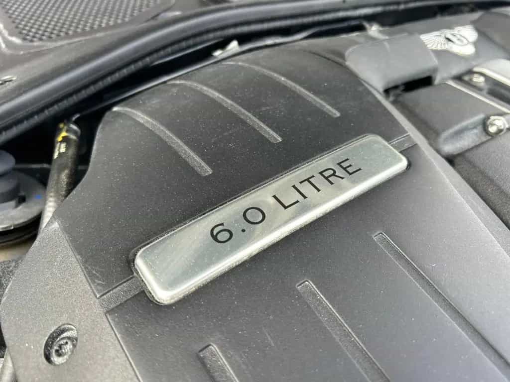 Bentley Continental GTC Speed 1. Hand Motor neu W12 DE 07/2010-photo-24