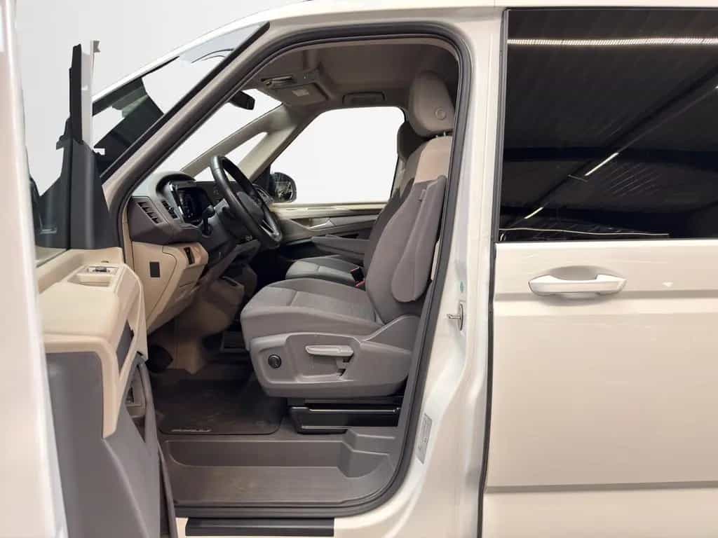 Volkswagen T7 Multivan Basis lang LÜ ACC HUD RFK SHZ STHZ 01/2024-photo-10