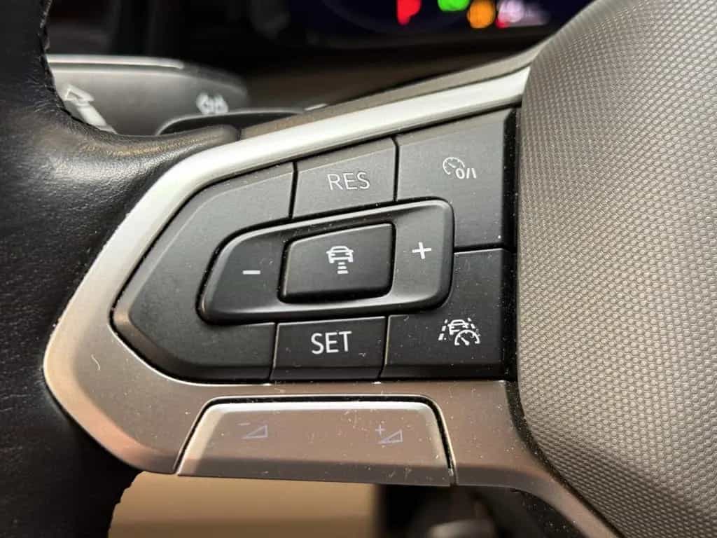 Volkswagen T7 Multivan Basis lang LÜ ACC HUD RFK SHZ STHZ 01/2024-photo-20