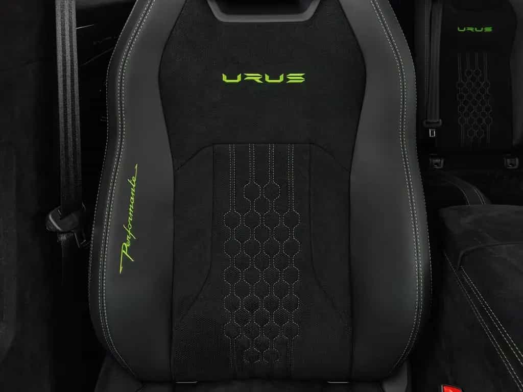 Lamborghini Urus Performante 11/2023-photo-10