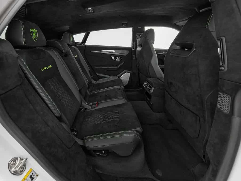 Lamborghini Urus Performante 11/2023-photo-16