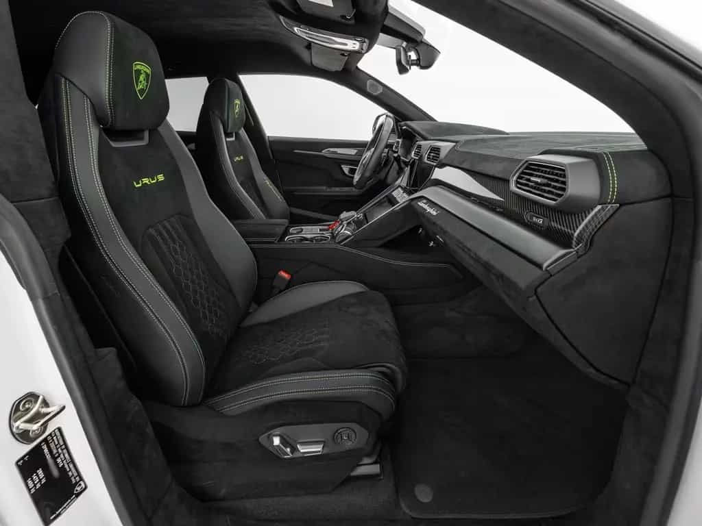 Lamborghini Urus Performante 11/2023-photo-9