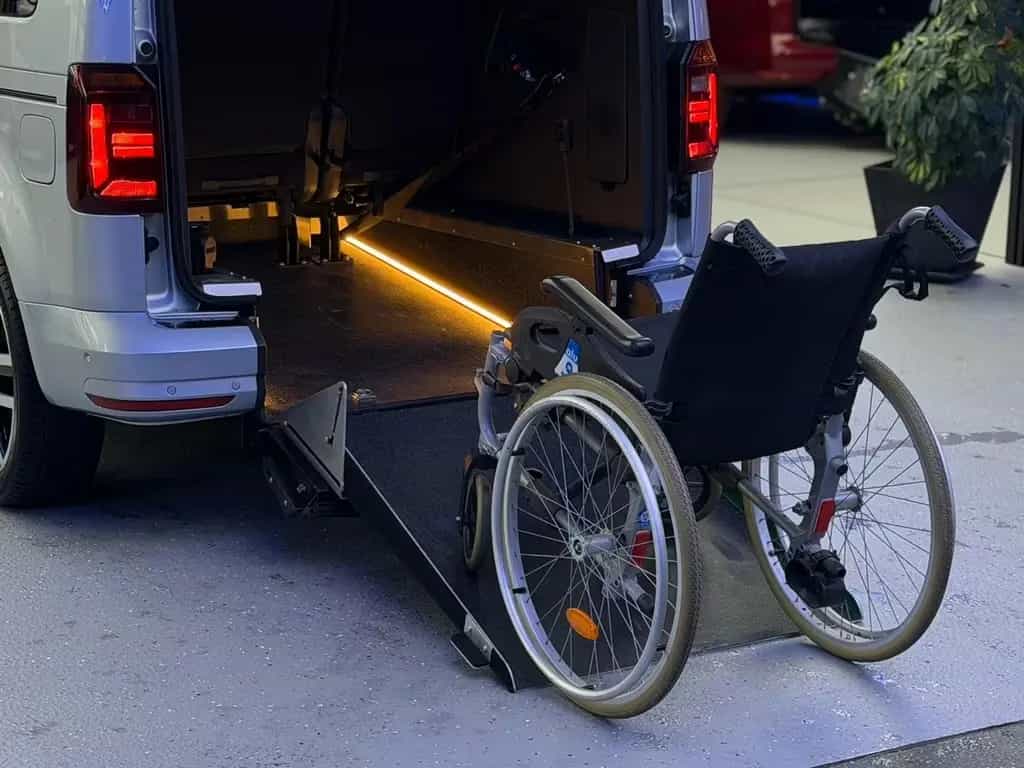 Volkswagen Caddy 04/2019-photo-4