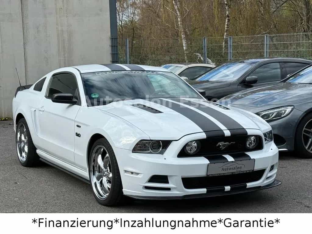 Ford Mustang 5.0 GT V8*Schalter*20 Zoll*Sportauspuff* 08/2014-photo-11