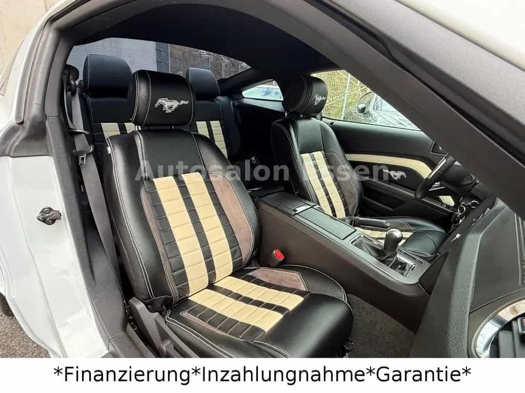 Ford Mustang 5.0 GT V8*Schalter*20 Zoll*Sportauspuff* 08/2014-photo-32