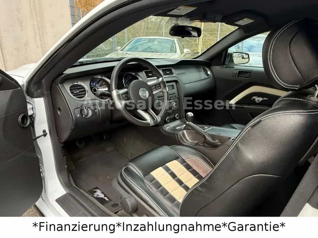 Ford Mustang 5.0 GT V8*Schalter*20 Zoll*Sportauspuff* 08/2014-photo-34
