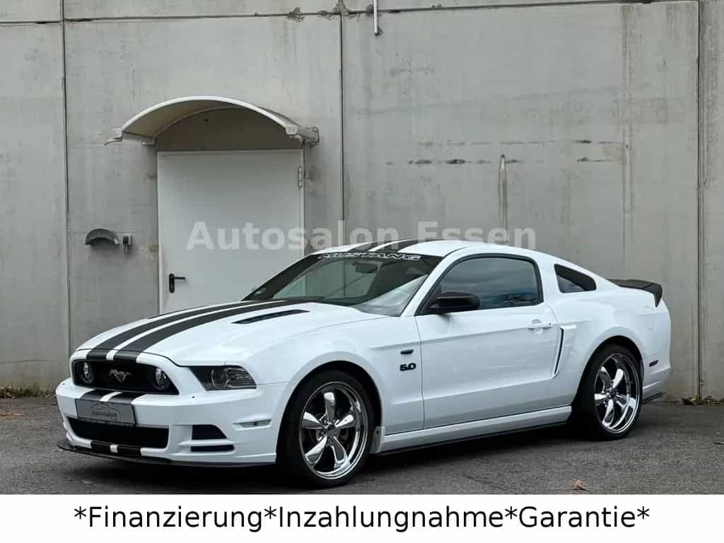 Ford Mustang 5.0 GT V8*Schalter*20 Zoll*Sportauspuff* 08/2014-photo-5