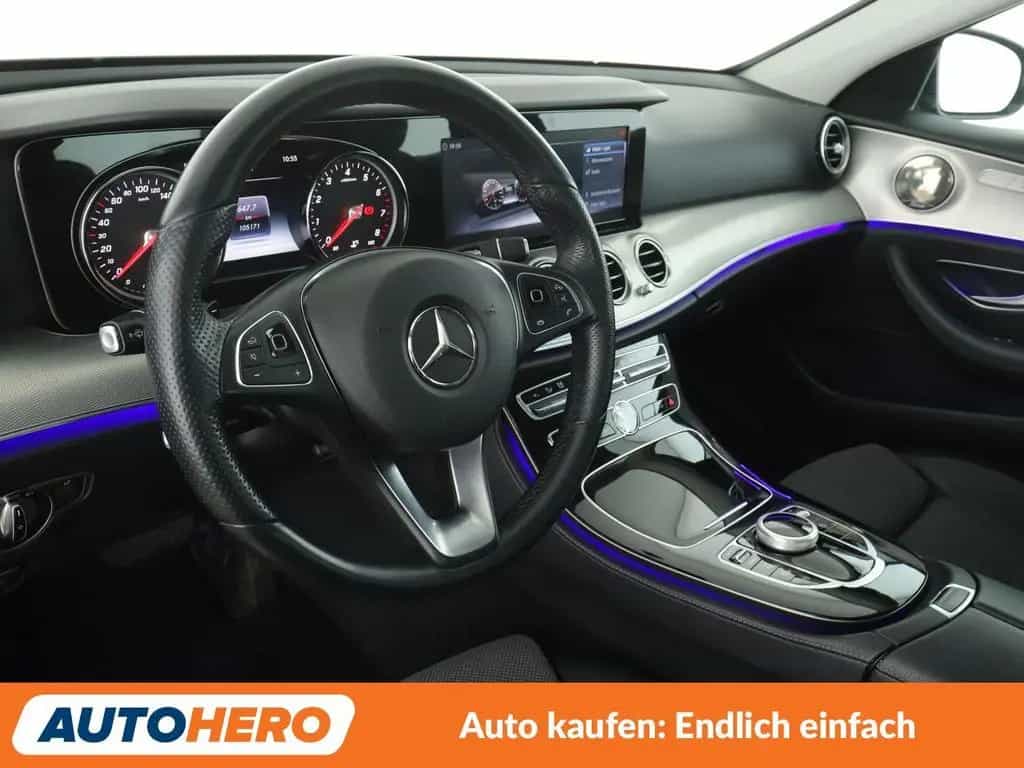 Mercedes-Benz E-Class 250 Avantgarde Aut.*LED*NAVI*TEMPO*CAM*PDC*SHZ 03/2018-photo-10