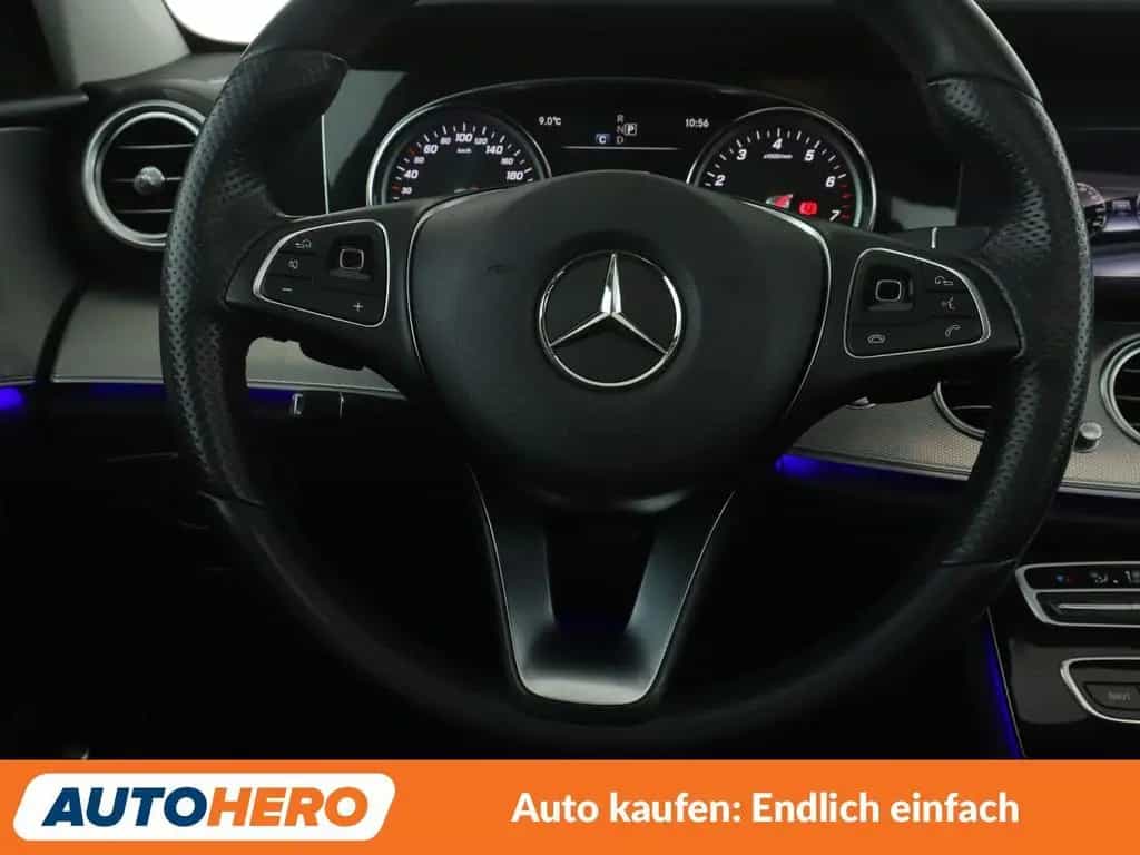 Mercedes-Benz E-Class 250 Avantgarde Aut.*LED*NAVI*TEMPO*CAM*PDC*SHZ 03/2018-photo-18