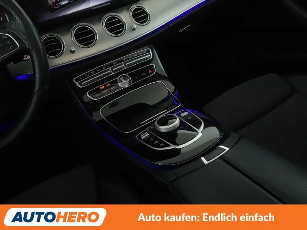 Mercedes-Benz E-Class 250 Avantgarde Aut.*LED*NAVI*TEMPO*CAM*PDC*SHZ 03/2018-photo-20