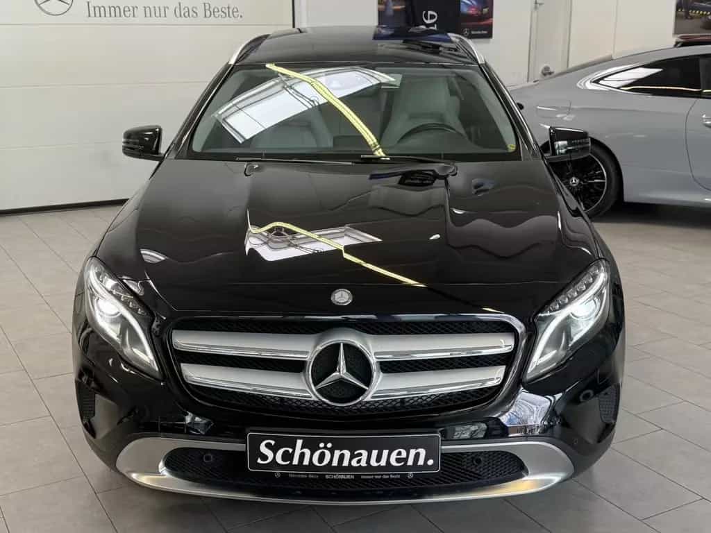 Mercedes-Benz GLA-Class 250 4M Urban COMAND+PANO+KAMERA+TOTW+SPURPKT 06/2014-photo-1
