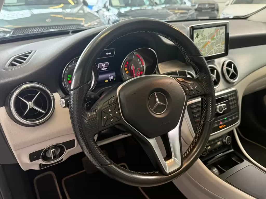 Mercedes-Benz GLA-Class 250 4M Urban COMAND+PANO+KAMERA+TOTW+SPURPKT 06/2014-photo-13