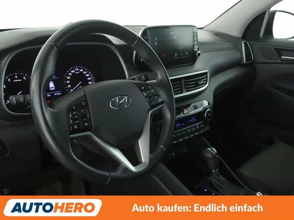 Hyundai TUCSON 1.6 TGDI Style 2WD *NAVI*TEMPO*PDC*SHZ* 11/2019-photo-10