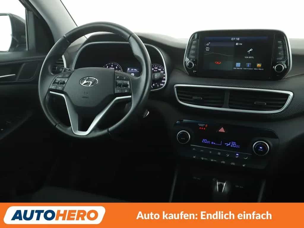 Hyundai TUCSON 1.6 TGDI Style 2WD *NAVI*TEMPO*PDC*SHZ* 11/2019-photo-12