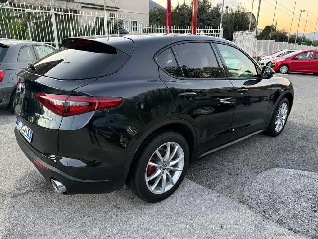 Alfa Romeo Stelvio ROMEO Stelvio 2.2 T.diesel 210 CV AT8 Q4 Ex 09/2017-photo-8