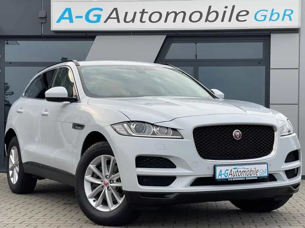 Jaguar F-Pace Portfolio AWD-Soundsystem-Rückfahrkamera 07/2020-photo-0