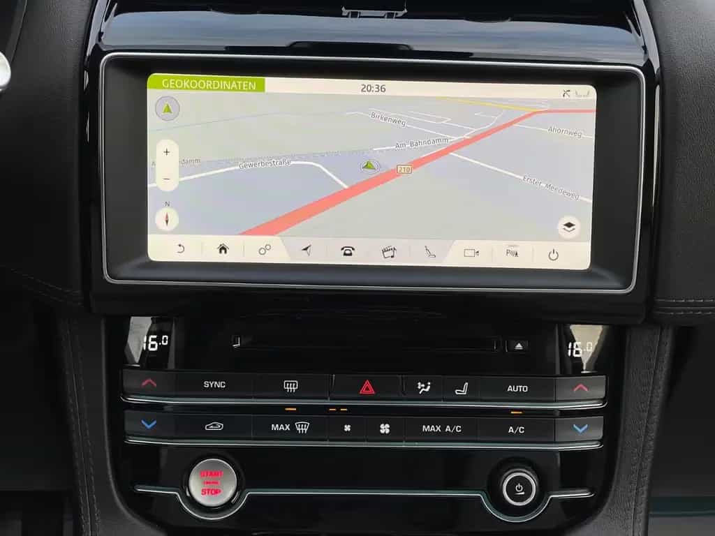 Jaguar F-Pace Portfolio AWD-Soundsystem-Rückfahrkamera 07/2020-photo-14