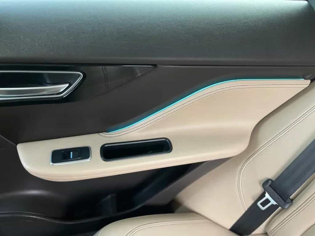 Jaguar F-Pace Portfolio AWD-Soundsystem-Rückfahrkamera 07/2020-photo-25