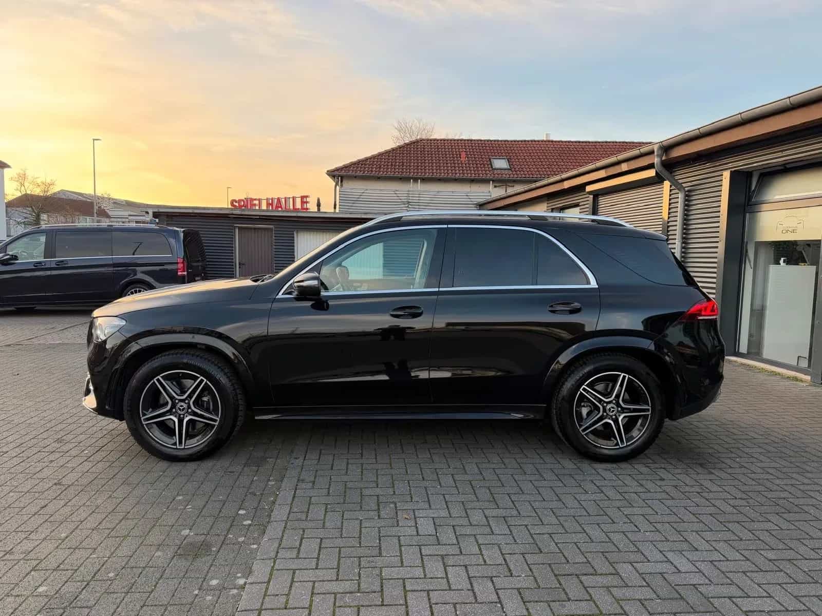 Mercedes-Benz GLE-Class 350 11/2019-photo-12