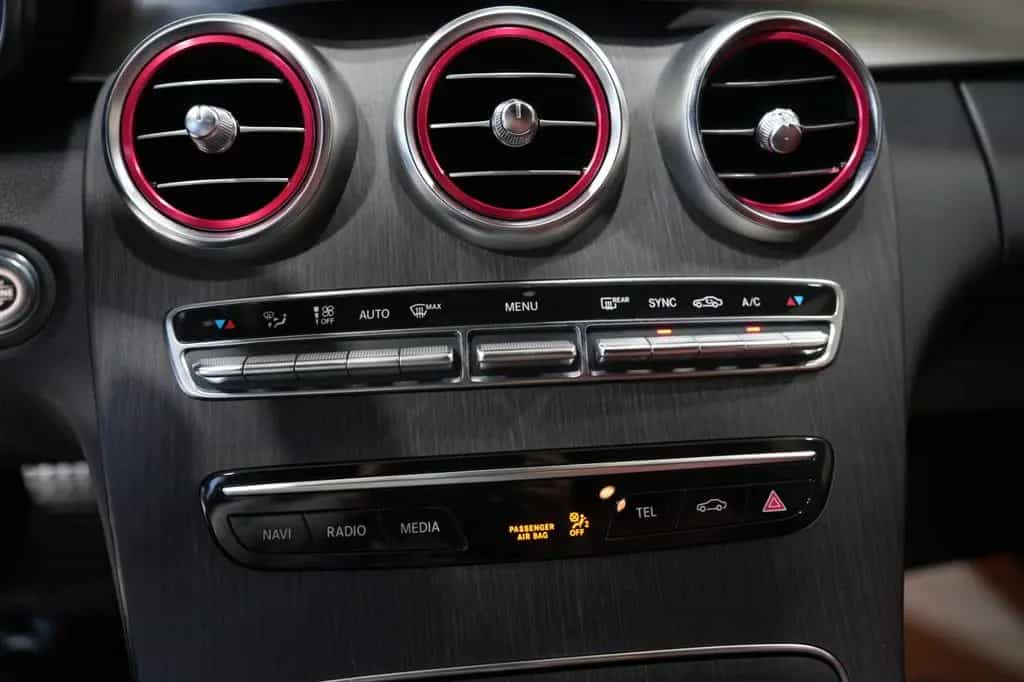 Mercedes-Benz C-Class 300 d T*AMG-LINE*DESIGNO-MAGNO*BURMESTER*LEDER 03/2019-photo-16