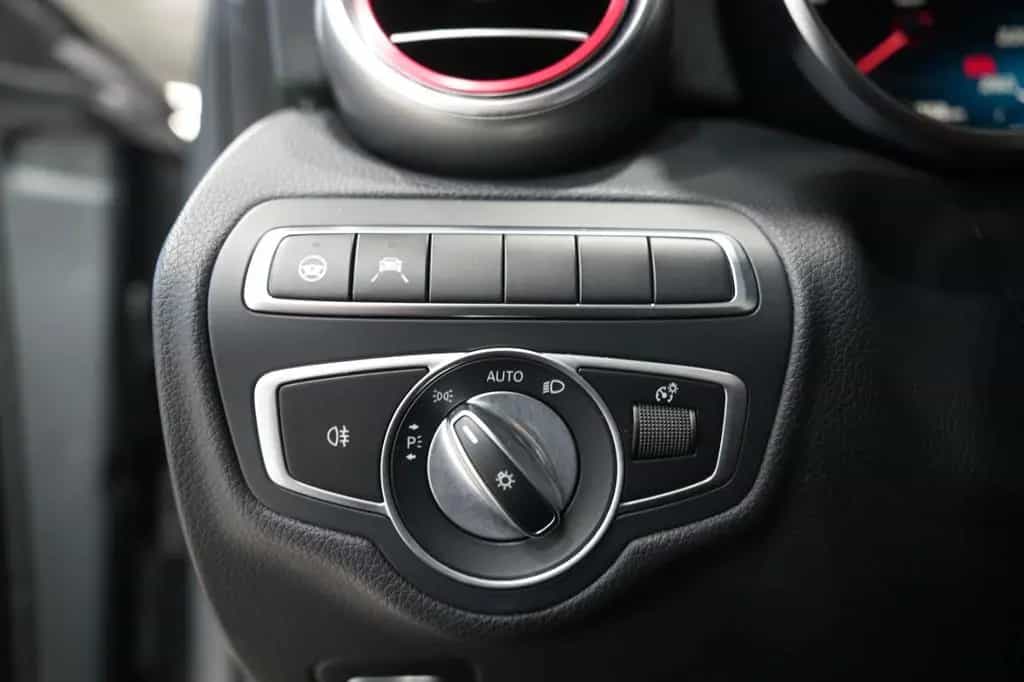 Mercedes-Benz C-Class 300 d T*AMG-LINE*DESIGNO-MAGNO*BURMESTER*LEDER 03/2019-photo-21