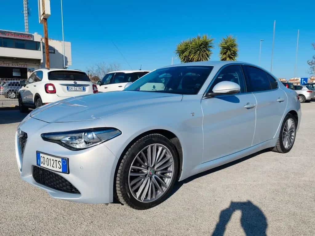 Alfa Romeo Giulia 2.2 TD AT8 190cv Ti 12/2020-photo-14