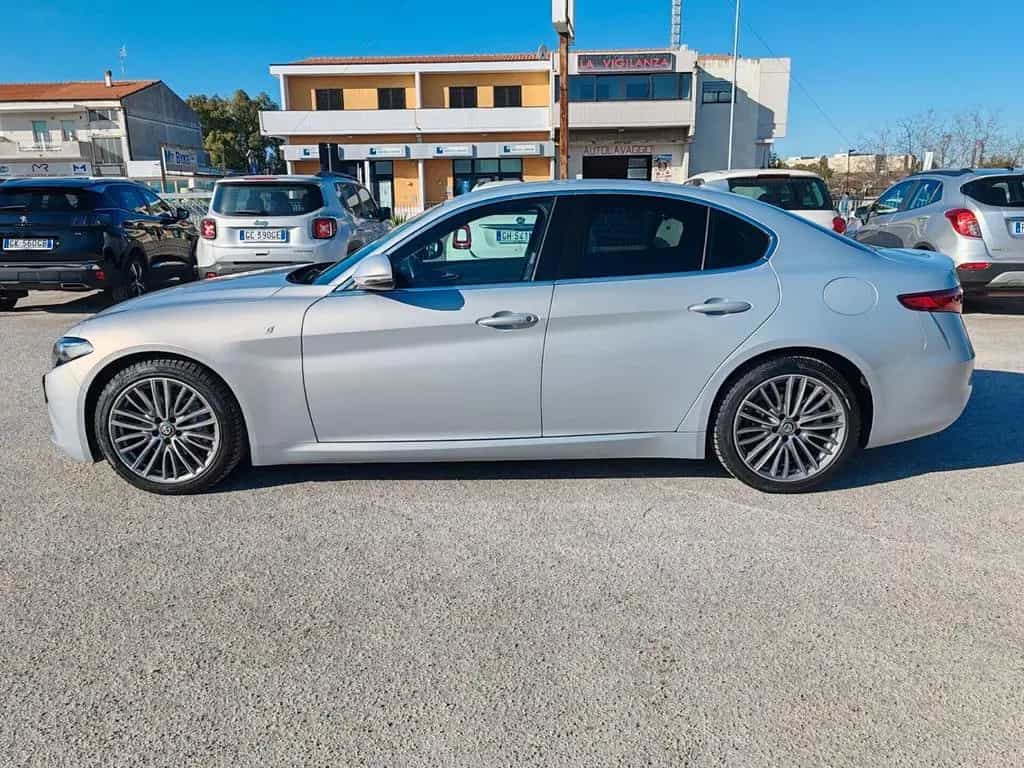 Alfa Romeo Giulia 2.2 TD AT8 190cv Ti 12/2020-photo-8